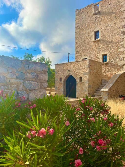 Kardiani Traditional Tower House In Mani Villa Ano Gardenitsa Exterior photo